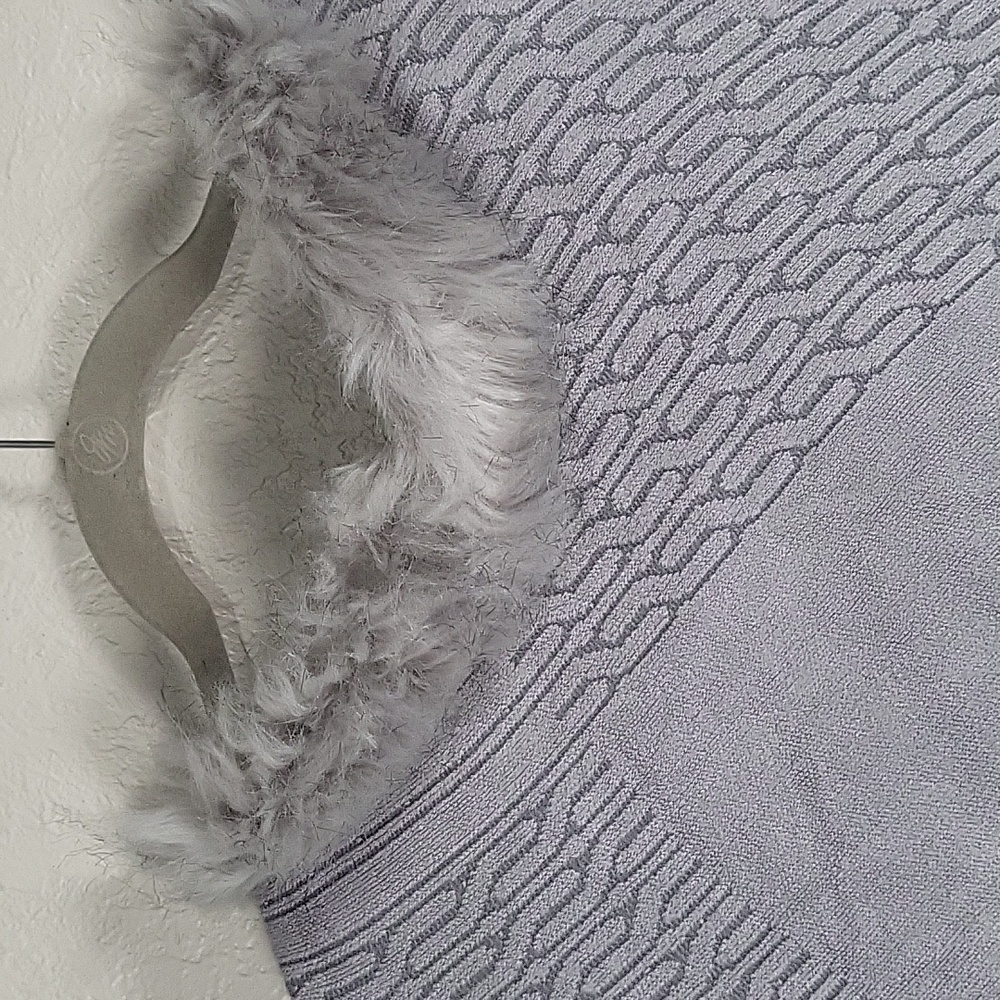 Chic Ruff Poncho One Size Gray - Picture 2 of 10